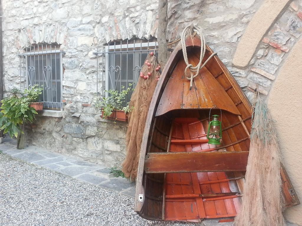 Mella Bellagio Al Porto - Apartment With Terraces Near The Lake - Parking Room photo